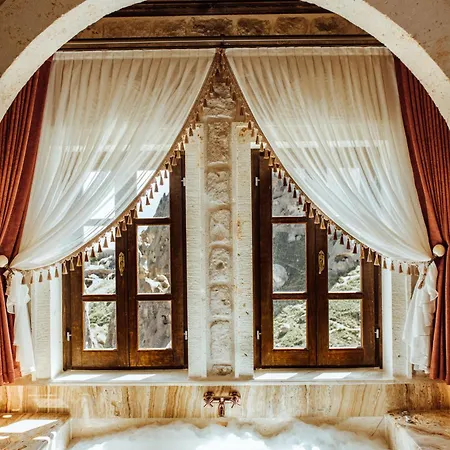 Via Regia Cappadocia Uchisar