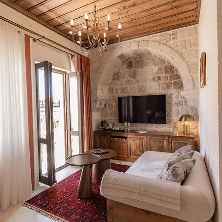 Via Regia Cappadocia * أُتْشيسار