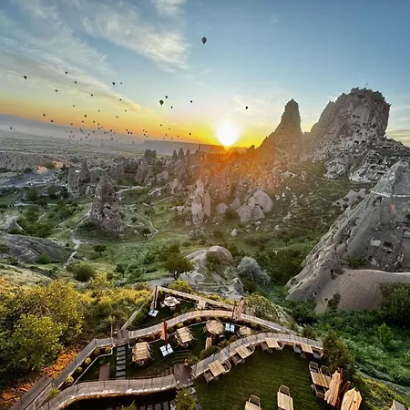 Via Regia Cappadocia * Uchisar