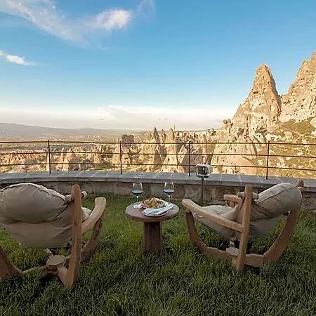 Via Regia Cappadocia * Uchisar