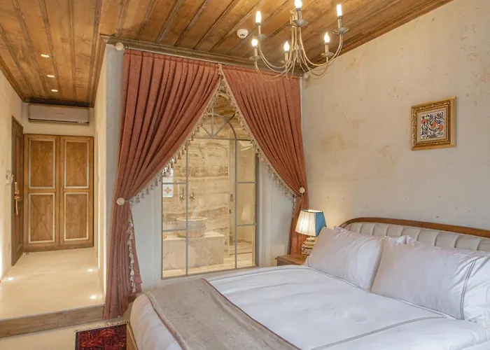 Via Regia Cappadocia Üçhisar