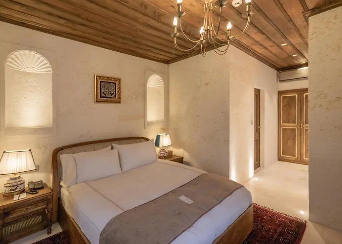 Via Regia Cappadocia * Üçhisar