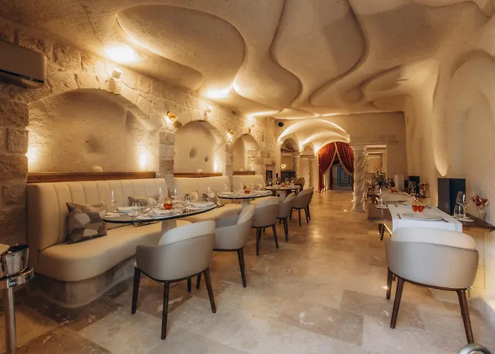 Via Regia Cappadocia * Üçhisar