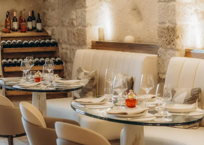 Via Regia Cappadocia * Üçhisar